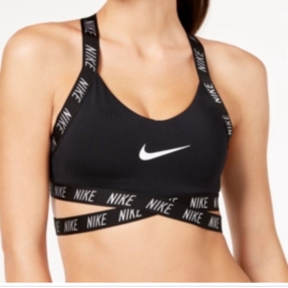 Nike criss cross sports bra xs
